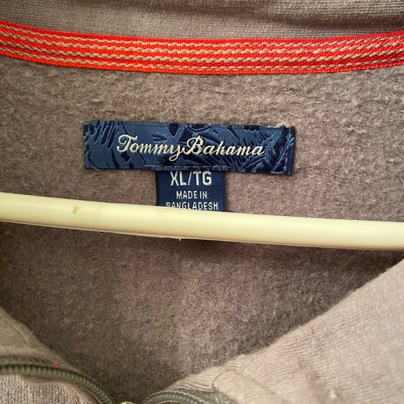 Tommy Bahama Men’s XL Grey 1/2 Zip Front Long Sleeve Top Vacation Fall Winter - Picture 3 of 10